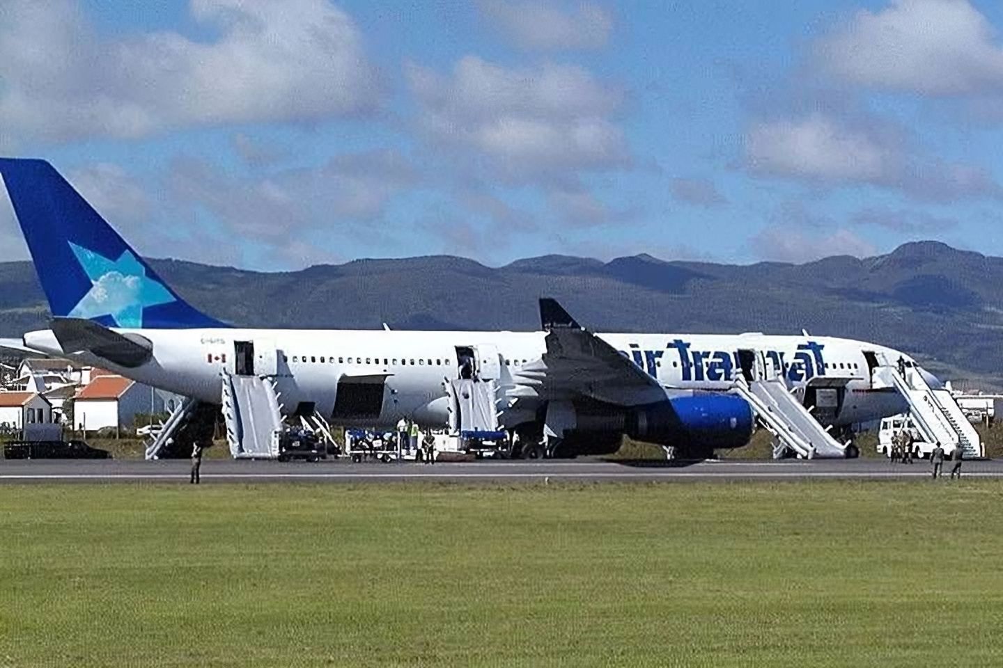 2001 flashback Air Transat Flight 236 emergency landing in Lajes AFB